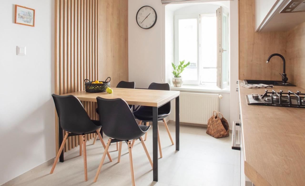 Bastova Apartment บราติสลาวา ภายนอก รูปภาพ
